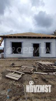 Дом 80м&sup2;, 2-этажный, участок 5 сот.  