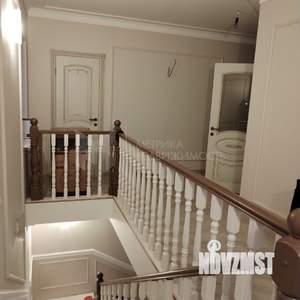 Коттедж 161м², 2-этажный, участок 5 сот.  