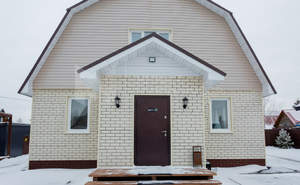 Дом 100м&sup2;, 2-этажный, участок 5 сот.  