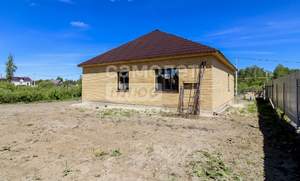Дом 130м&sup2;, 1-этажный, участок 10 сот.  