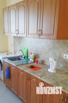 Дом 256м&sup2;, 3-этажный, участок 15 сот.  