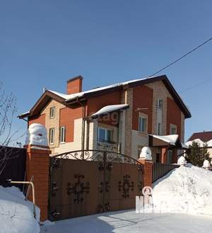 Дом 225м&sup2;, 2-этажный, участок 12 сот.  