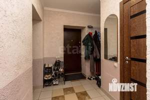 Дом 236м², 3-этажный, участок 5 сот.  