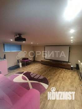 Дом 358м&sup2;, 2-этажный, участок 14 сот.  