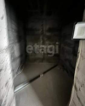 Дом 180м&sup2;, 1-этажный, участок 6 сот.  