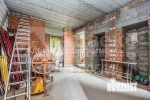 Коттедж 350м&sup2;, 3-этажный, участок 10 сот.  