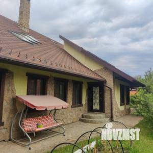 Дом 750м², 2-этажный, участок 11 сот.  