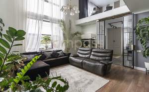 Дом 284м&sup2;, 2-этажный, участок 9 сот.  