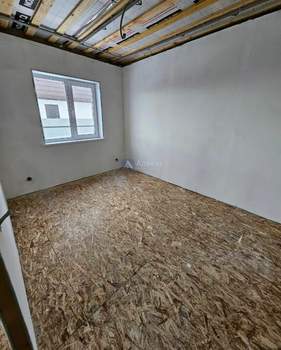 Дом 85м², 2-этажный, участок 6 сот.  