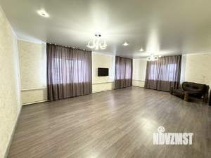 Коттедж 240м², 2-этажный, участок 12 сот.  