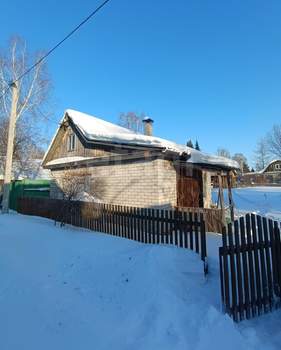 Дом 52м&sup2;, 2-этажный, участок 4 сот.  