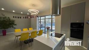 Дом 276м&sup2;, 2-этажный, участок 14 сот.  