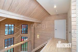 Дом 343м², 3-этажный, участок 14 сот.  