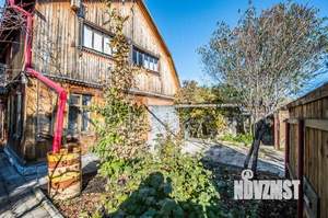 Дом 100м&sup2;, 2-этажный, участок 6 сот.  