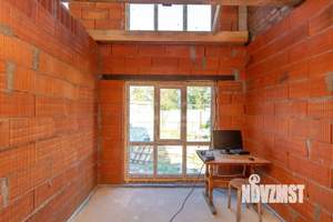 Дом 99м&sup2;, 2-этажный, участок 1 сот.  