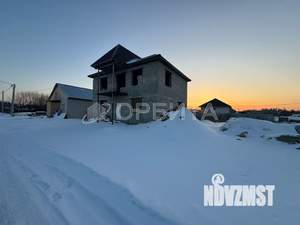 Дом 200м², 2-этажный, участок 7 сот.  