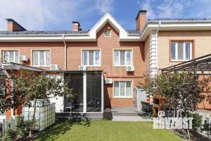 Таунхаус 102м&sup2;, 3-этажный, участок 2 сот.  