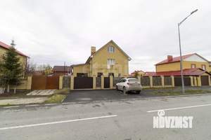 Дом 150м², 3-этажный, участок 10 сот.  