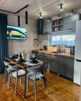 Дом 99м&sup2;, 2-этажный, участок 10 сот.  