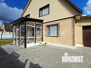 Дом 220м², 2-этажный, участок 9 сот.  