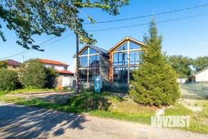 Дом 99м&sup2;, 2-этажный, участок 1 сот.  