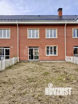 Таунхаус 105м&sup2;, 3-этажный, участок 2 сот.  