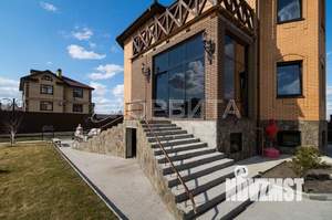 Дом 363м², 2-этажный, участок 18 сот.  