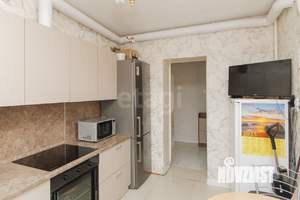 Дом 90м&sup2;, 2-этажный, участок 6 сот.  