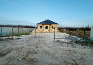 Дом 100м², 1-этажный, участок 6 сот.  
