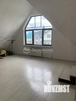 Дом 265м², 3-этажный, участок 6 сот.  