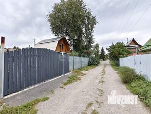 Дом 27м&sup2;, 2-этажный, участок 4 сот.  