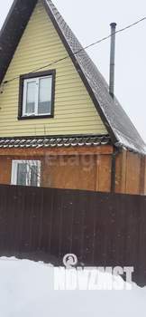 Дом 32м&sup2;, 2-этажный, участок 5 сот.  