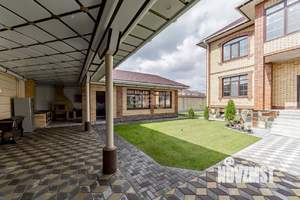 Дом 250м², 2-этажный, участок 12 сот.  