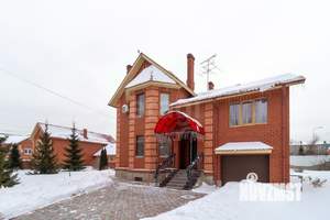 Дом 319м&sup2;, 3-этажный, участок 15 сот.  