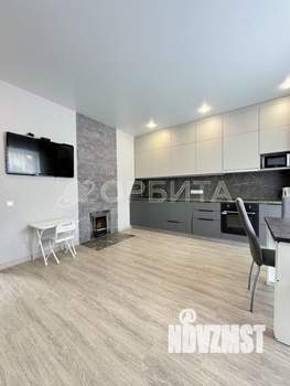 Дом 83м&sup2;, 2-этажный, участок 6 сот.  