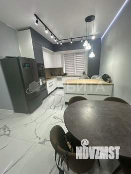 Дом 98м², 2-этажный, участок 8 сот.  