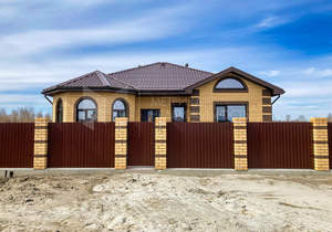 Дом 122м&sup2;, 1-этажный, участок 9 сот.  