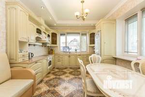 Коттедж 391м², 2-этажный, участок 19 сот.  