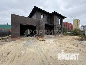 Дом 295м&sup2;, 2-этажный, участок 6 сот.  