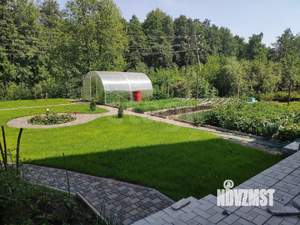 Дом 241м&sup2;, 2-этажный, участок 7 сот.  