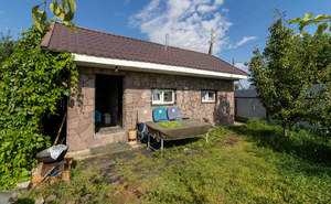 Дом 30м&sup2;, 2-этажный, участок 11 сот.  