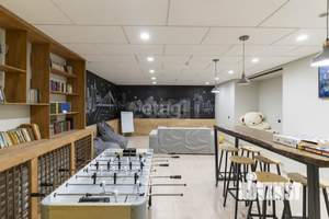 Дом 567м&sup2;, 3-этажный, участок 5 сот.  