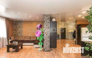 Коттедж 220м², 2-этажный, участок 8 сот.  