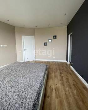 Дом 240м², 3-этажный, участок 11 сот.  