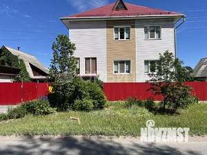 Дом 220м², 2-этажный, участок 15 сот.  