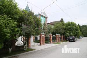 Коттедж 499м&sup2;, 4-этажный, участок 10 сот.  