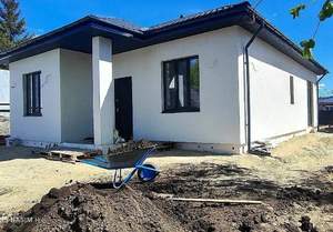 Дом 90м&sup2;, 1-этажный, участок 6 сот.  