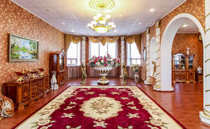 Дом 583м&sup2;, 3-этажный, участок 18 сот.  