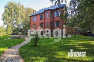 Дом 760м&sup2;, 2-этажный, участок 15 сот.  