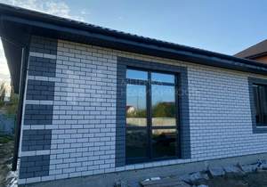 Дом 100м&sup2;, 1-этажный, участок 6 сот.  